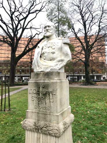 Statue du général Emile Storms à Ixelles Statue du général Emile Storms à Ixelles