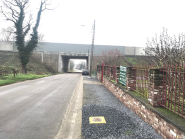 La vue sur l'autoroute, depuis la maison de Sabine La vue sur l'autoroute, depuis la maison de Sabine