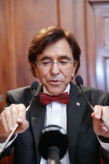 Elio Di Rupo a vite compris l'importance d'une "communication maîtrisée", selon Pierre Vercauteren Elio Di Rupo a vite compris l'importance d'une "communication maîtrisée", selon Pierre Vercauteren