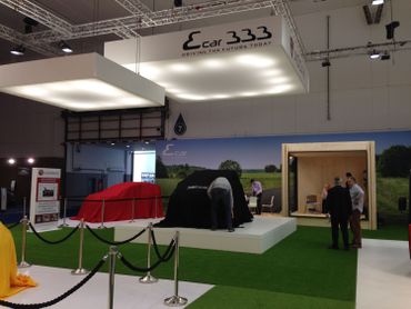 Le stand Ecar au palais 9 juste avant la présentation de cette première mondiale Le stand Ecar au palais 9 juste avant la présentation de cette première mondiale