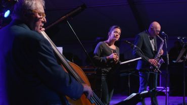 Jodie Devos dans la série Jeunes Solistes Grands Destins Jodie Devos dans la série Jeunes Solistes Grands Destins