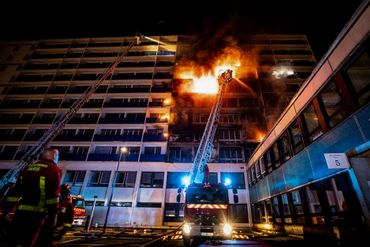 Incendie d'une tour d'habitation Ã  CrÃ©teil, en banlieue parisienne