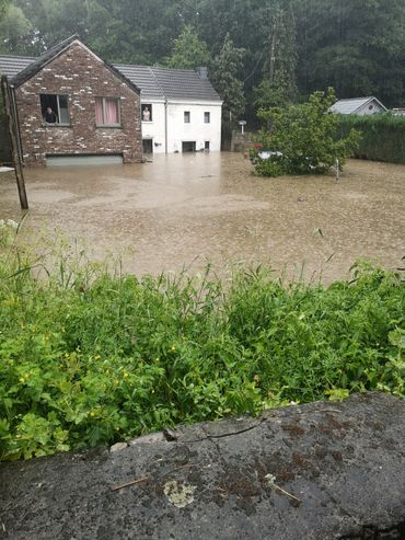 Inondations, coulées de boues, routes fermées... Le point ...