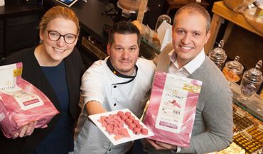 Jérôme Grimonpon le chocolatier a présenté le chocolat rose jeudi Jérôme Grimonpon le chocolatier a présenté le chocolat rose jeudi