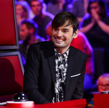 Matthew Irons dans The Voice Kids : "Je suis un grand enfant, je garde un côté joueur !" Matthew Irons dans The Voice Kids : "Je suis un grand enfant, je garde un côté joueur !"
