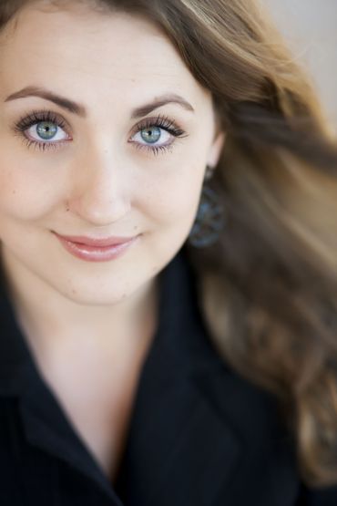 La violoniste lettone Elina Buksha jouera le concert en ré Majeur d'Ernest Chausson La violoniste lettone Elina Buksha jouera le concert en ré Majeur d'Ernest Chausson