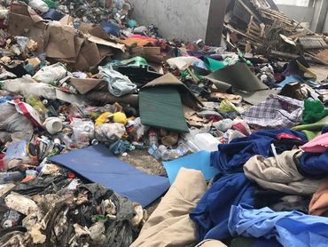 Officiellement, les migrants auraient du retrouver leurs effets personnels. Officiellement, les migrants auraient du retrouver leurs effets personnels.