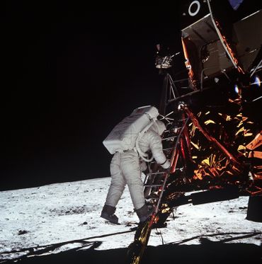 Soirée événement : la RTBF vous emmène sur la lune ! Soirée événement : la RTBF vous emmène sur la lune !