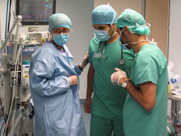 L'hôpital en feu, les soignants au milieu L'hôpital en feu, les soignants au milieu