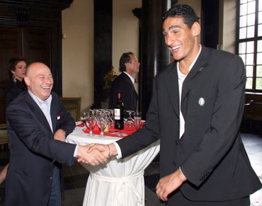 Lucien D'Onofrio et Marouane Fellaini en 2007 Lucien D'Onofrio et Marouane Fellaini en 2007