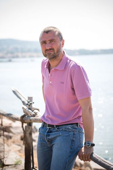 Alexandre Brasseur dans DEMAIN NOUS APPARTIENT Alexandre Brasseur dans DEMAIN NOUS APPARTIENT