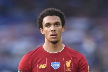 Trent Alexander-Arnold, de la dynamite pure sur son flanc droit. Trent Alexander-Arnold, de la dynamite pure sur son flanc droit.