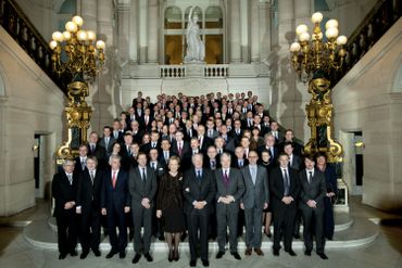 Photo de famille des participants aux Journées diplomatiques 2012. Photo de famille des participants aux Journées diplomatiques 2012.