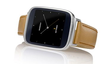 L'Asus ZenWatch est disponible à 229 euros. L'Asus ZenWatch est disponible à 229 euros.