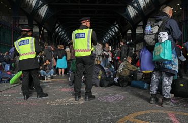 Climat: deuxième jour de blocages et d'actions du mouvement écologiste Extinction Rebellion Climat: deuxième jour de blocages et d'actions du mouvement écologiste Extinction Rebellion