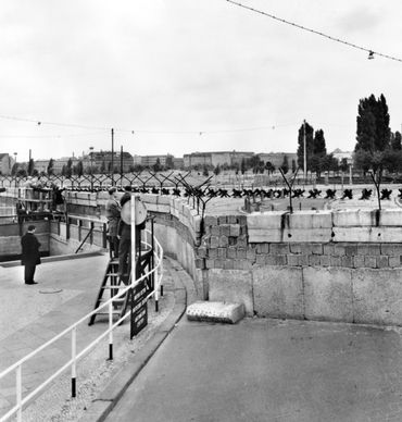 Les 30 ans de la chute du mur de Berlin sur la RTBF Les 30 ans de la chute du mur de Berlin sur la RTBF