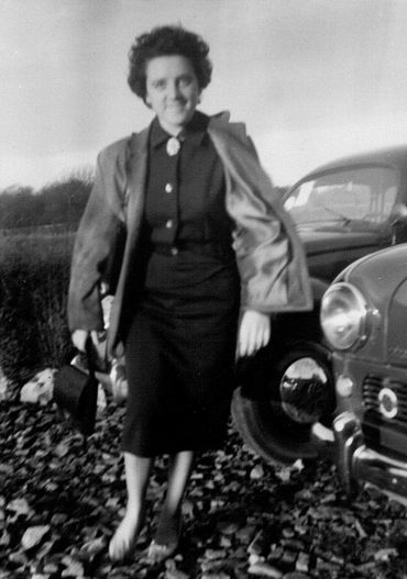 Lucy Deblon Marquet, infirmière à domicile : "Toujours sur les routes, avec ma coccinelle et ma petite trousse". Lucy Deblon Marquet, infirmière à domicile : "Toujours sur les routes, avec ma coccinelle et ma petite trousse".