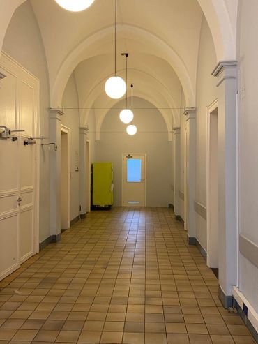 Il y a quelques semaines encore, le hall d'entrée était utilisés par les patients. Il y a quelques semaines encore, le hall d'entrée était utilisés par les patients.