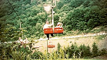 Nostalgie des excursions de notre enfance à la cascade de Coo et aux grottes de Remouchamps Nostalgie des excursions de notre enfance à la cascade de Coo et aux grottes de Remouchamps