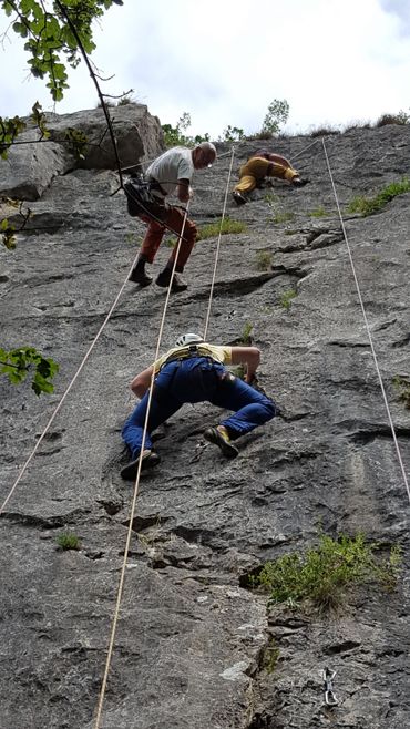 Les rochers de Freyr font le bonheur des amateurs de grimpe Les rochers de Freyr font le bonheur des amateurs de grimpe