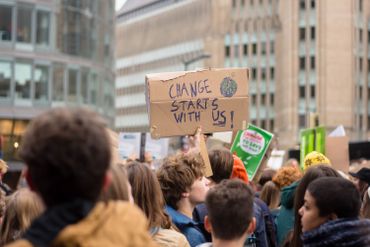 Quelque 3.000 élèves néerlandophones dans les rues de Bruxelles pour le climat Quelque 3.000 élèves néerlandophones dans les rues de Bruxelles pour le climat