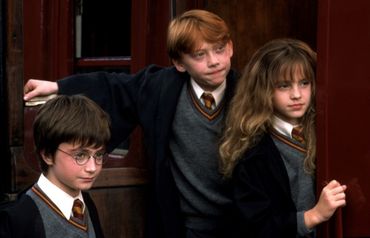 Daniel Radcliffe (Harry Potter), Rupert Grint (Ronald Wesley), Emma Watson (Hermione Granger) forment le trio le plus connu de Grande-Bretagne Daniel Radcliffe (Harry Potter), Rupert Grint (Ronald Wesley), Emma Watson (Hermione Granger) forment le trio le plus connu de Grande-Bretagne