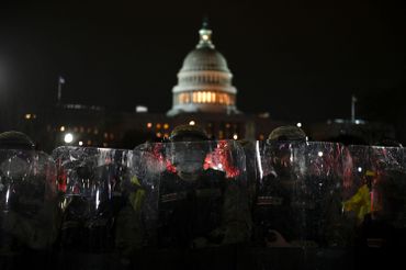 Couvre-feu et forces de l'ordre à Washington, le soir du 6 janvier 2021 Couvre-feu et forces de l'ordre à Washington, le soir du 6 janvier 2021