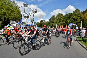 Retour sur une décennie de dimanches sans voitures avec le Beau Vélo de RAVel Retour sur une décennie de dimanches sans voitures avec le Beau Vélo de RAVel