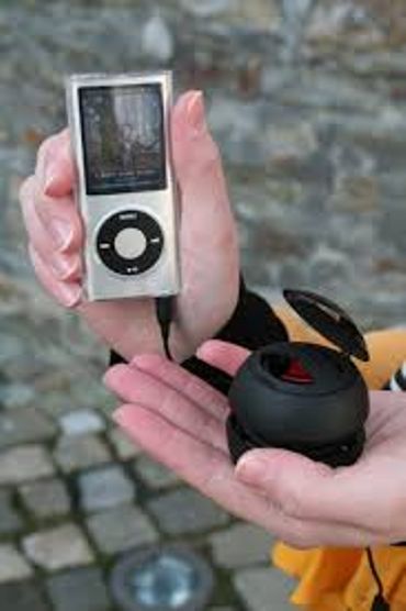 Pour découvrir la région de Saint-Vith et Amblève, la simple location d‘un iPod ou le téléchargement d‘une application gratuite pour votre Smartphone suffisent ! Pour découvrir la région de Saint-Vith et Amblève, la simple location d‘un iPod ou le téléchargement d‘une application gratuite pour votre Smartphone suffisent !