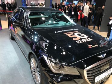 Votre prochaine voiture ne roulera peut-être ni à l’essence, ni au Diesel, mais à la 5G… et un peu d’électricité. Votre prochaine voiture ne roulera peut-être ni à l’essence, ni au Diesel, mais à la 5G… et un peu d’électricité.