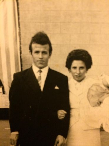 Deux ans après avoir quitté la Sicile, Guiseppe épouse sa fiancée et fonde sa famille en Belgique Deux ans après avoir quitté la Sicile, Guiseppe épouse sa fiancée et fonde sa famille en Belgique