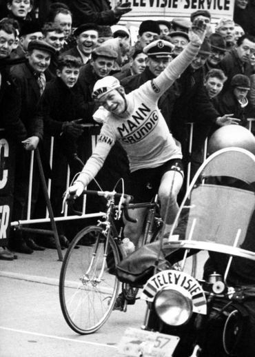 Willy Van Neste vainqueur du Circuit des Ardennes flamandes - Ichtegem Willy Van Neste vainqueur du Circuit des Ardennes flamandes - Ichtegem