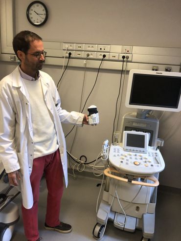 Grand Hôpital de Charleroi s'équipe des premiers échographes ultraportables de Belgique Grand Hôpital de Charleroi s'équipe des premiers échographes ultraportables de Belgique