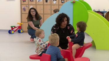 A la crèche le "Nid Colas" à Maurage, les puéricultrices ont décidé de ne pas porter le masque en présence des enfants. A la crèche le "Nid Colas" à Maurage, les puéricultrices ont décidé de ne pas porter le masque en présence des enfants.