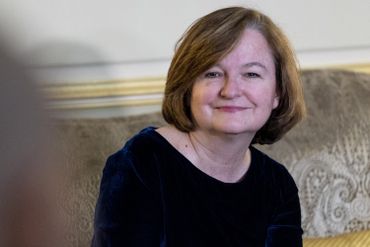Nathalie Loiseau semble ne pas manquer d'humour. Nathalie Loiseau semble ne pas manquer d'humour.