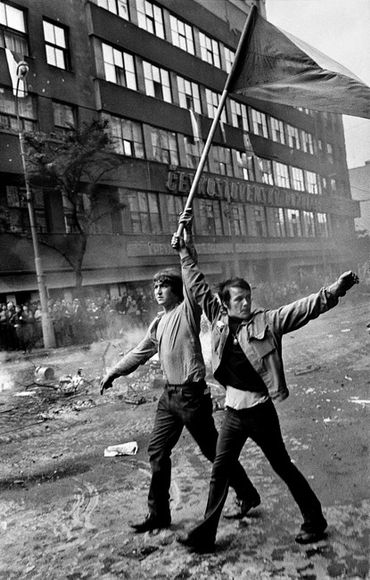 Warsaw Pact troops invasion,Prague, Czechoslovakia, August 1968 Warsaw Pact troops invasion,Prague, Czechoslovakia, August 1968