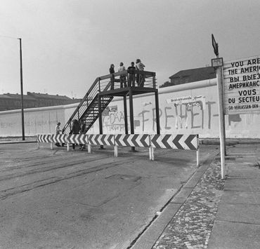 Les 30 ans de la chute du mur de Berlin sur la RTBF Les 30 ans de la chute du mur de Berlin sur la RTBF
