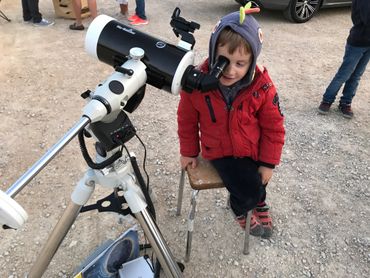 "On the moon again": 50 ans aprÃ¨s le 1er pas sur la lune, ils ont tournÃ© les yeux vers le ciel (photos)