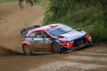 La Hyundai i20 Coupé WRC de Thierry Neuville La Hyundai i20 Coupé WRC de Thierry Neuville