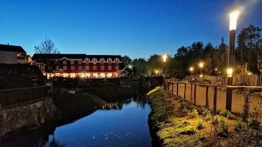 Voulez-vivre l'expérience inoubliable de passer la nuit au coeur du territoire des animaux de La Dernière Frontière, le nouveau monde de Pairi Daiza, et découvrir l'activité nocturne des animaux du nord-ouest du Canada ? Voulez-vivre l'expérience inoubliable de passer la nuit au coeur du territoire des animaux de La Dernière Frontière, le nouveau monde de Pairi Daiza, et découvrir l'activité nocturne des animaux du nord-ouest du Canada ?