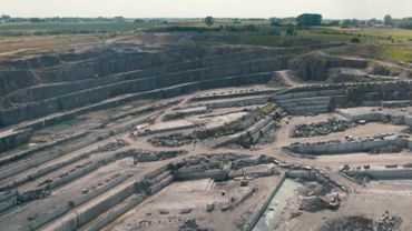 Une visite guidée d’une carrière en activité vous laissera un souvenir inoubliable ! Une visite guidée d’une carrière en activité vous laissera un souvenir inoubliable !