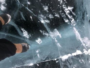 La rivière Mackenzie gelée La rivière Mackenzie gelée