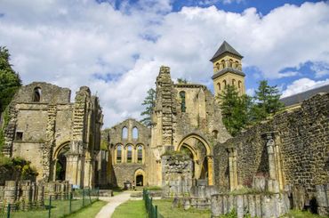 La ruine, puis la renaissance. L'histoire n'épargna ni l'abbaye ni ses moines. La ruine, puis la renaissance. L'histoire n'épargna ni l'abbaye ni ses moines.