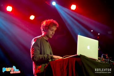 Photos, concerts, direct, vidéos: revivez notre inoubliable soirée de concerts Pure Like on Stage Photos, concerts, direct, vidéos: revivez notre inoubliable soirée de concerts Pure Like on Stage