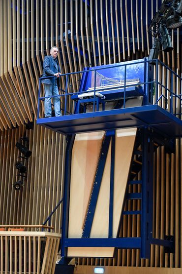L'un des plus grands pianos à queue au monde prend ses quartiers en Lettonie L'un des plus grands pianos à queue au monde prend ses quartiers en Lettonie