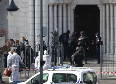 France : une attaque au couteau à Nice fait au moins deux morts et plusieurs blessés France : une attaque au couteau à Nice fait au moins deux morts et plusieurs blessés