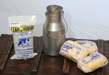 Beurre, lait, crème fraiche de la ferme Beurre, lait, crème fraiche de la ferme