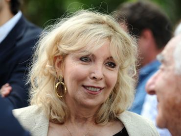 Maryse Wolinski: "C'est terrifiant, au bout de 47 ans de se retrouver dans ce silence terrible" Maryse Wolinski: "C'est terrifiant, au bout de 47 ans de se retrouver dans ce silence terrible"