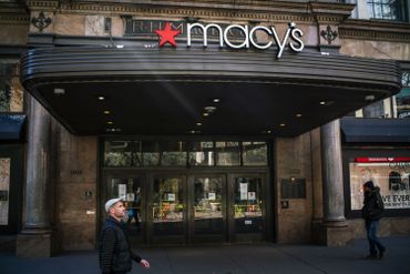 Comme les autres, la chaîne "Macy's" a fermé ses magasins à New York. Comme les autres, la chaîne "Macy's" a fermé ses magasins à New York.