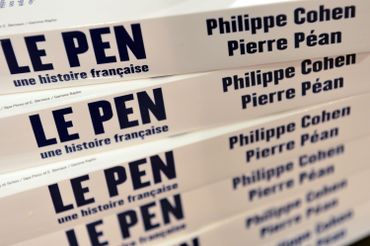 Portait de Pierre PÃ©an, l'un des plus grands journalistes d'enquÃªte franÃ§ais dÃ©cÃ©dÃ© ce jeudi soir.